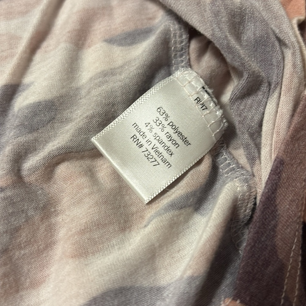 so camo v neck - Picture 4 of 4